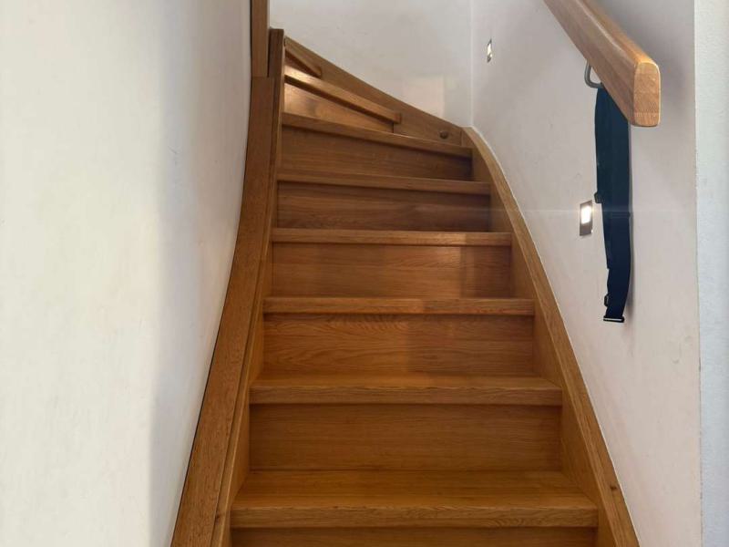Treppe Massivholz