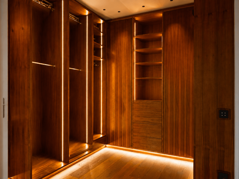 Einbauschrank